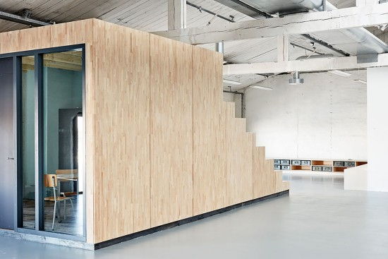 個(gè)性辦公室裝修設(shè)計(jì).jpg 個(gè)性辦公室裝修設(shè)計(jì).jpg