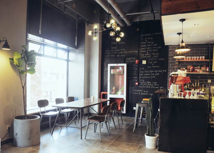 咖啡店設(shè)計(jì)裝修.jpg 咖啡店設(shè)計(jì)裝修.jpg