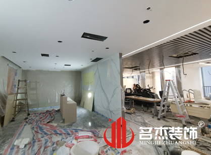 巡工地日記，南訊股份辦公室裝修項目緊張進行中